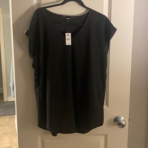 NWT Black Express Flowy Top Size L